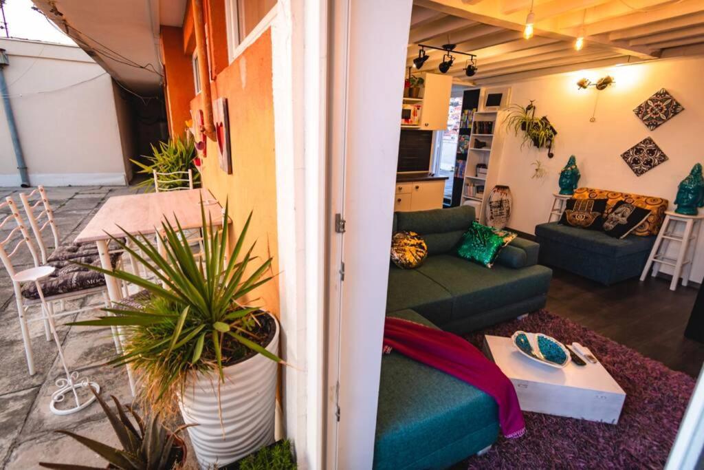 The Spot - Rooftop In The City Centre + Parking 시베니크 외부 사진